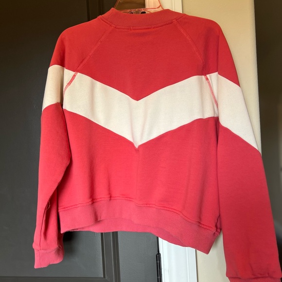 𝐉𝐮𝐝𝐢𝐭𝐡 𝐌𝐚𝐫𝐜𝐡 Chevron Sweatshirt - Picture 3 of 6